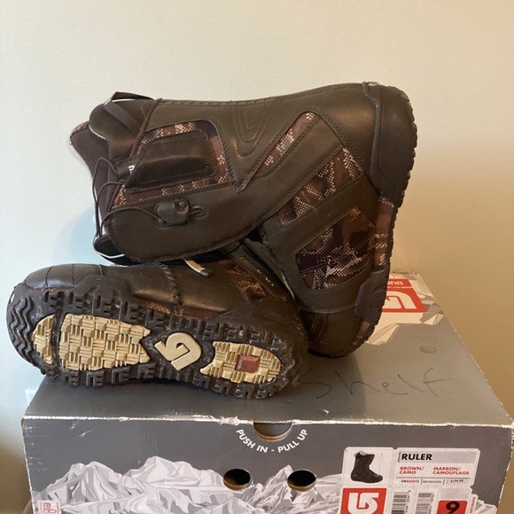 Burton Ruler - Picture 3 of 3